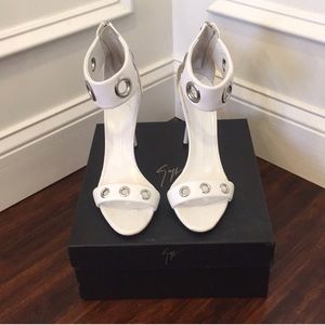 Gently Used Giuseppe’s. Very Sexy